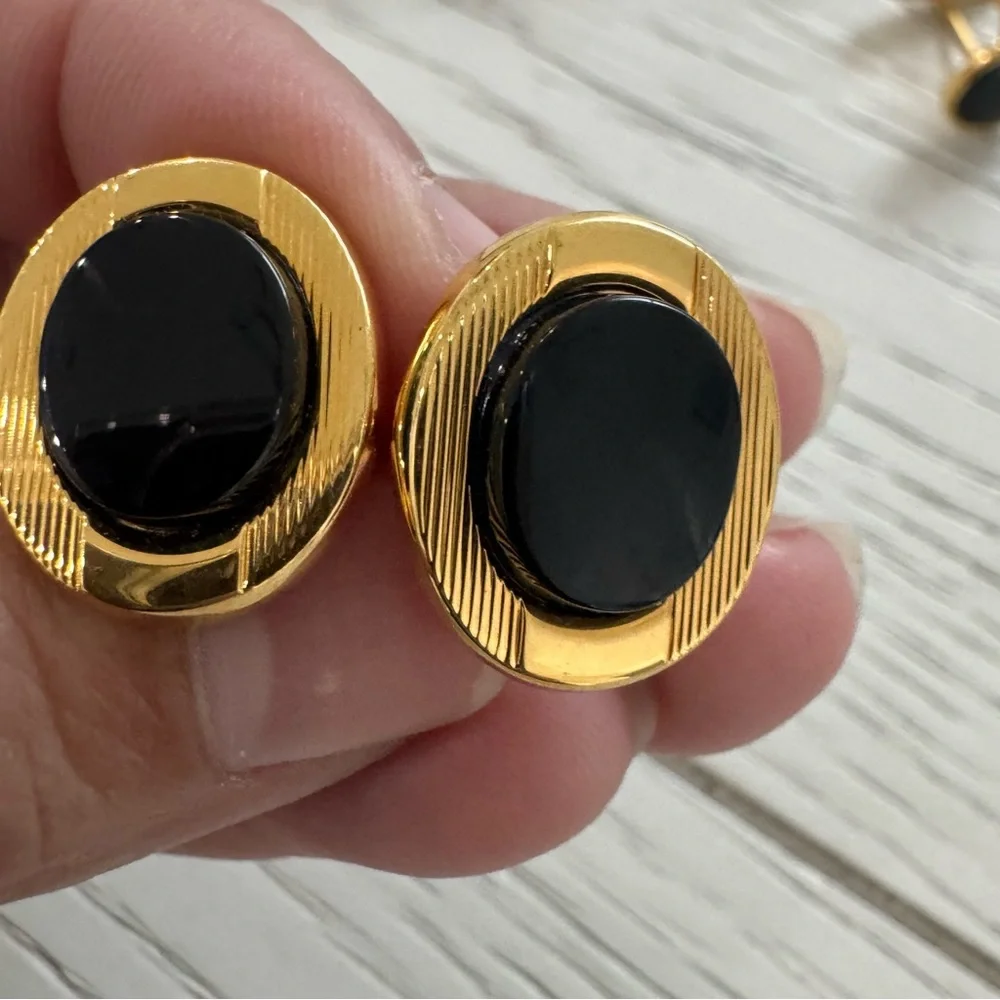 Elegant Silver and Gold Cufflinks Set